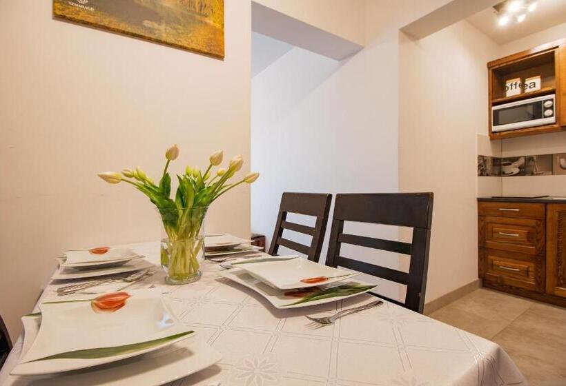 Люкс 2 Спальни, Willa Szmaragd   śniadania   Zniżki Na Termy   Sauna   Bilard   Stoki Narciarskie