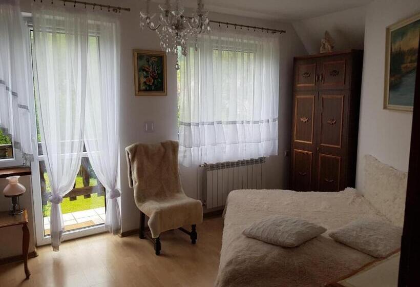 家庭山景房, Zajazd Ponikiew   Noclegi Wadowice