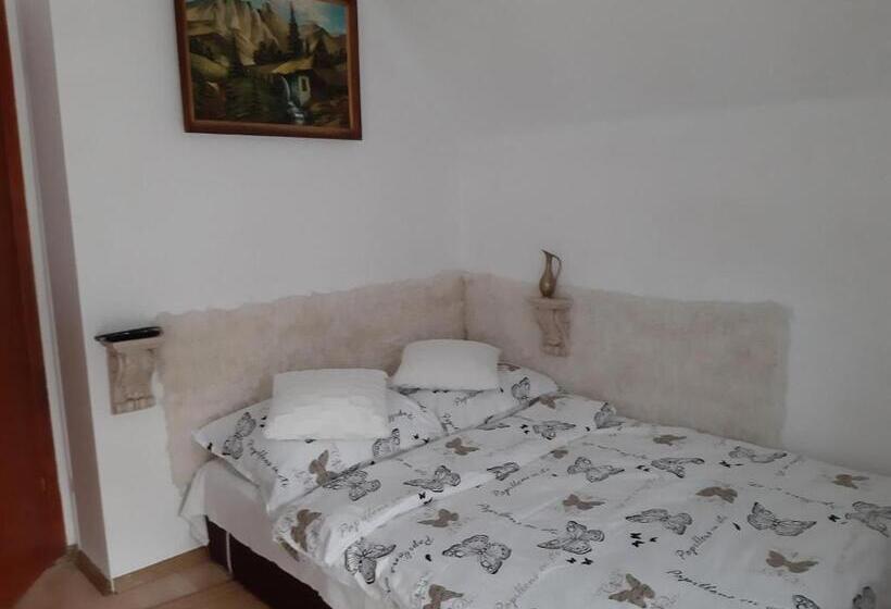 家庭山景房, Zajazd Ponikiew   Noclegi Wadowice