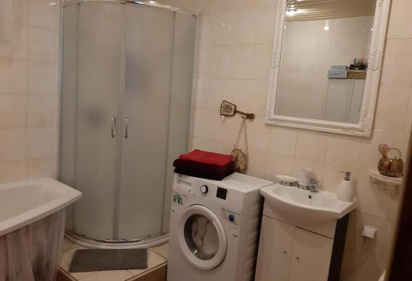 家庭山景房, Zajazd Ponikiew   Noclegi Wadowice