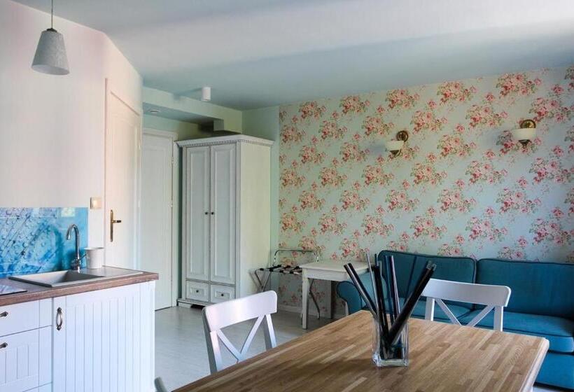 Апартаменты 1 Спальня с Балконом, Ow Krakus I Pokoje I Domki