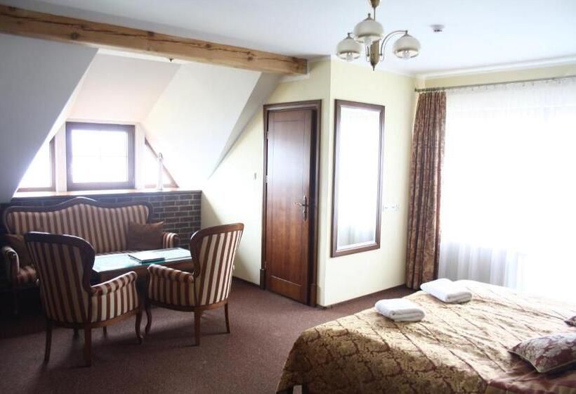 חדר דלוקס, Wichrowe Wzgórze Chmielno