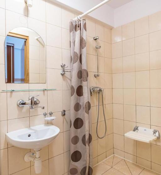 اتاق استاندارد یک تخته برای معلولان, Dobre Miejsce Dom Rekolekcyjny