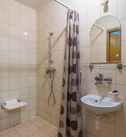 חדר סטנדרט יחיד מותאם לאדם עם מוגבלויות, Dobre Miejsce Dom Rekolekcyjny