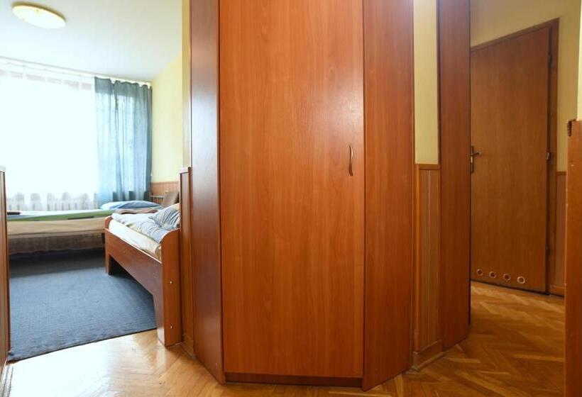 חדר משפחתי, Dobre Miejsce Dom Rekolekcyjny