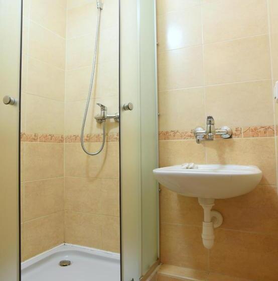 חדר משפחתי, Dobre Miejsce Dom Rekolekcyjny