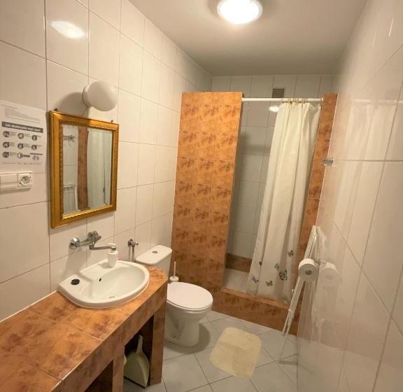 اتاق استاندارد سه نفره, Gościniec Jantar