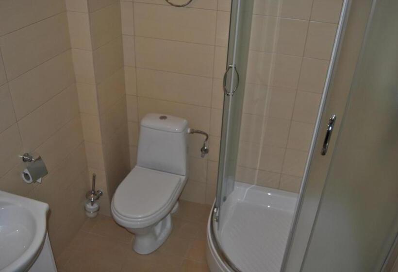 اتاق استاندارد سه نفره, Gościniec