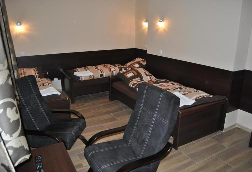 اتاق استاندارد سه نفره, Gościniec