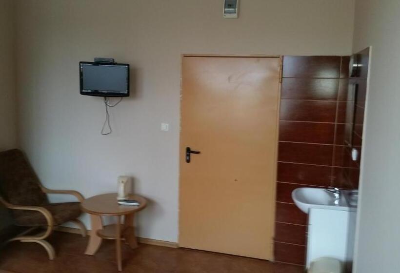 اتاق استاندارد یک نفره, Gościniec