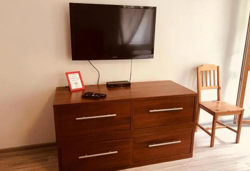 Basic-huone, Red Bike Apart S