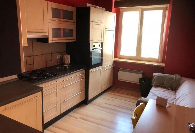 דירה בת חדר שינה 1 עם מרפסת, Red Bike Apart S