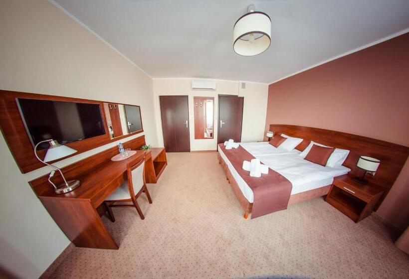 غرفة قياسية, Camelot