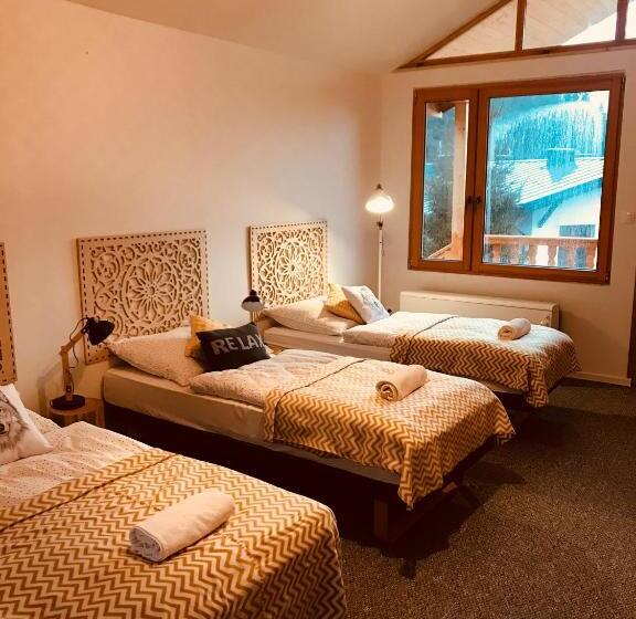 בקתת חדר, Góralski Dwór