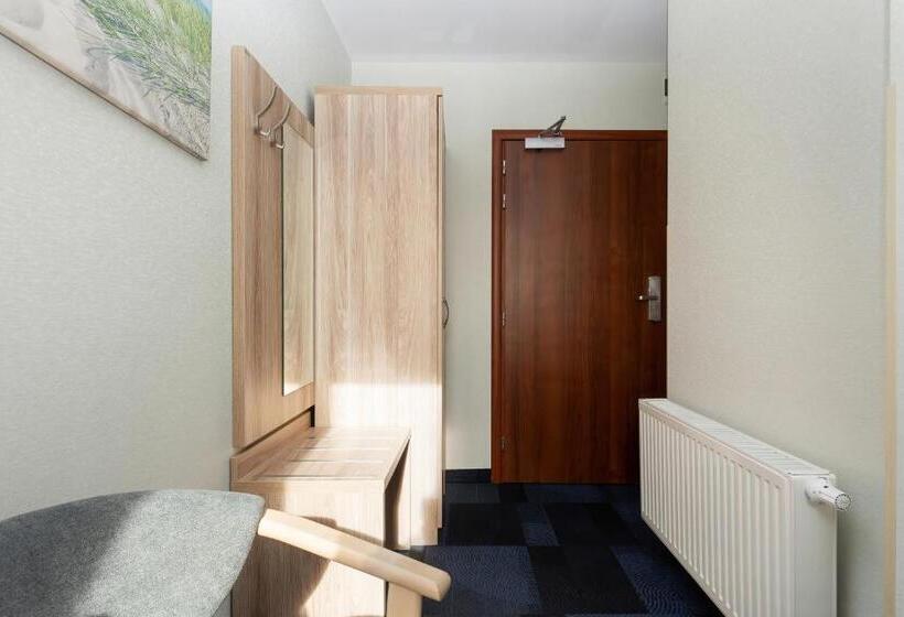 标准三人间, Nawigator Spa