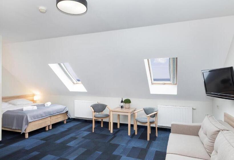 四人标准间, Nawigator Spa