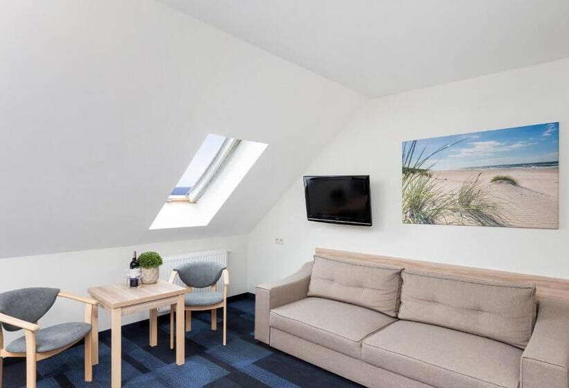 四人标准间, Nawigator Spa