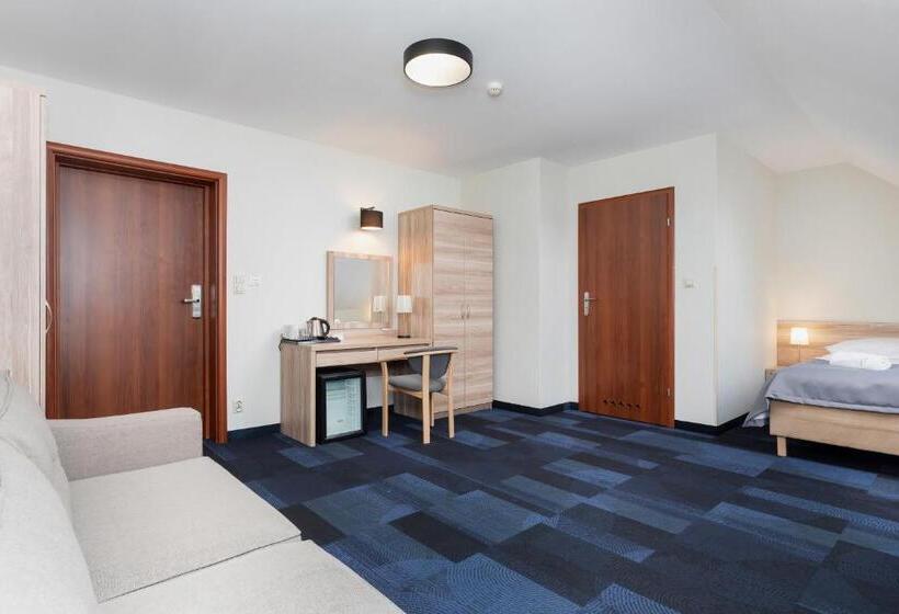 四人标准间, Nawigator Spa