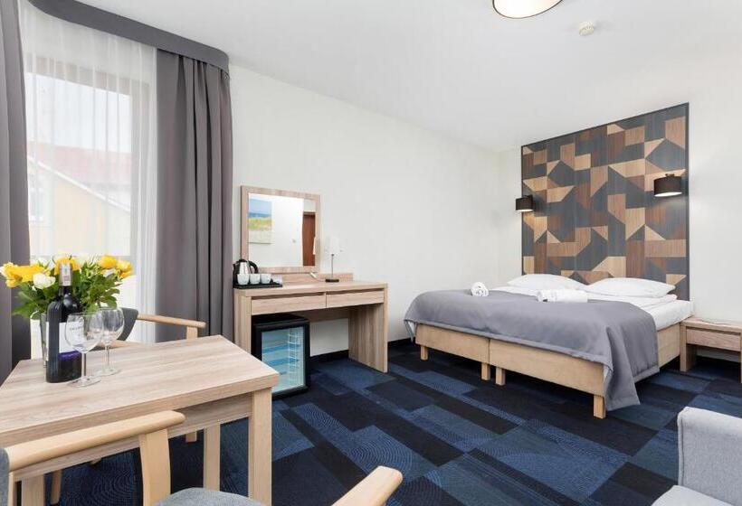 海景标准间带阳台, Nawigator Spa