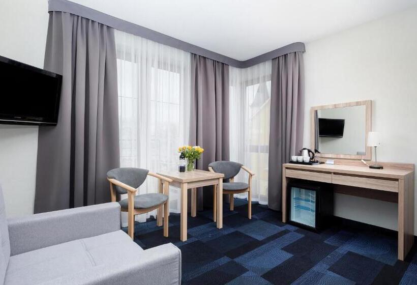 海景标准间带阳台, Nawigator Spa