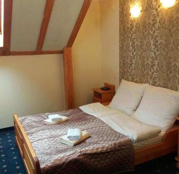 标准间, Oro Cavallo