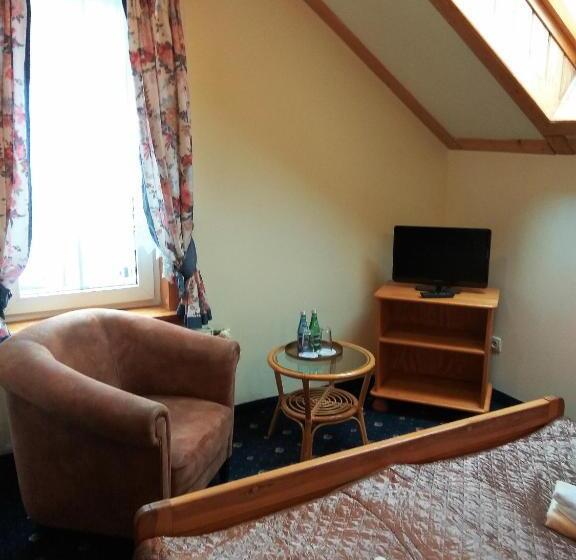 标准间, Oro Cavallo