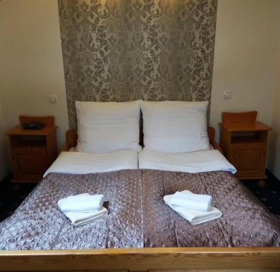 标准间, Oro Cavallo