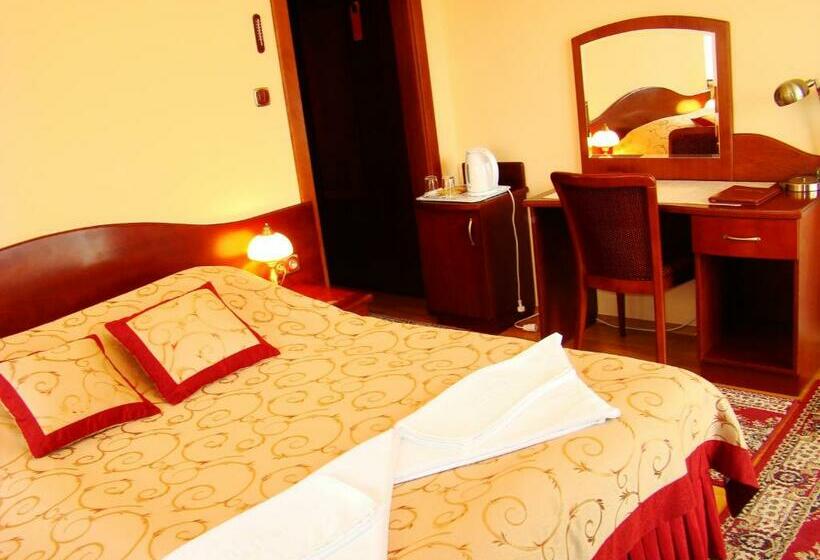 اتاق استاندارد, Pensjonat Szach