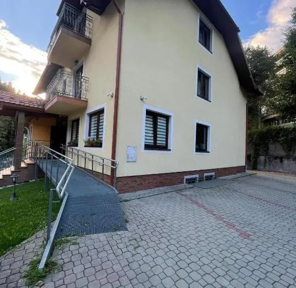 اتاق استاندارد یک نفره, Pensjonat Szach