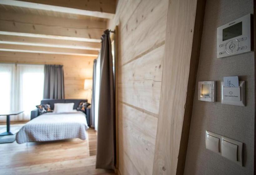 اتاق لوکس چهار تخته, Villa Belweder