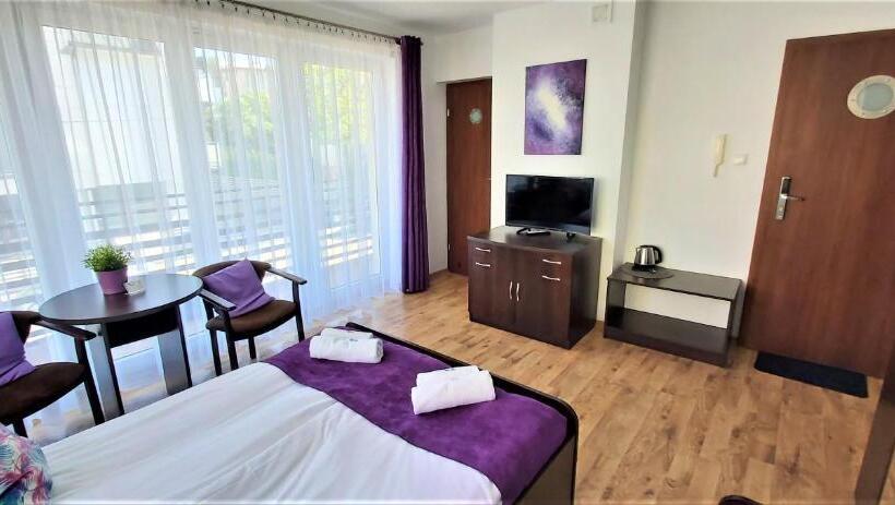 اتاق استاندارد سه نفره, Villa Magna