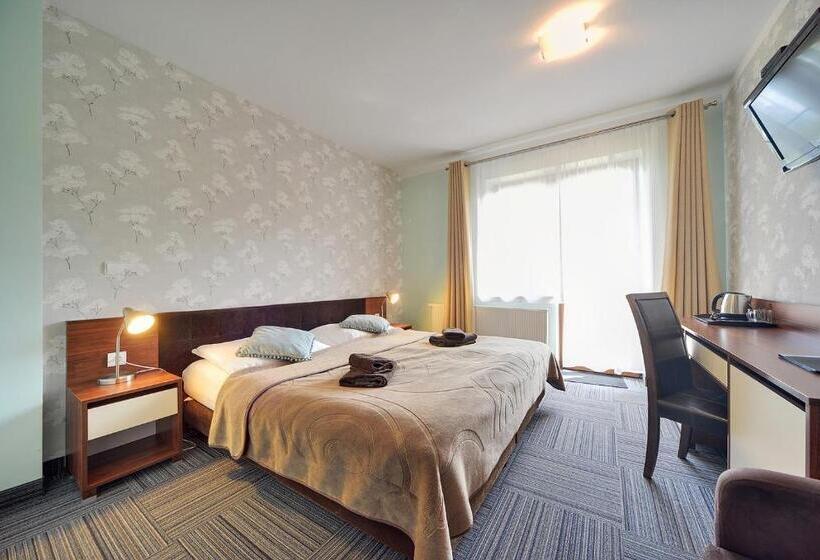 חדר סטנדרט, Willa Petrus