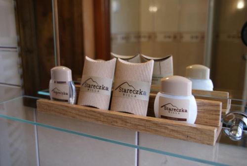 Familjestudio, Willa Stareczka