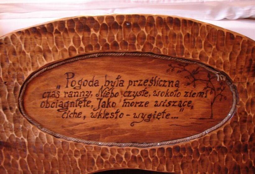 Familjestudio, Willa Stareczka