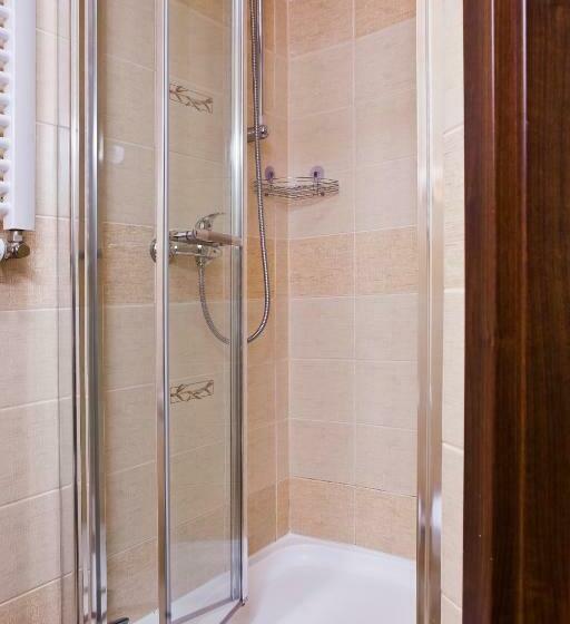 חדר סטנדרט, Willa Trela