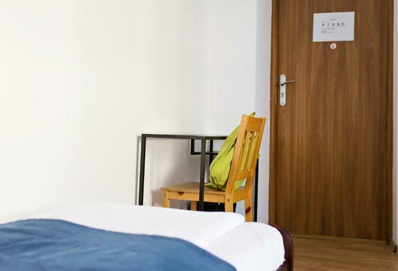 Номер Стандарт Совместная Ванная, Folk Hostel