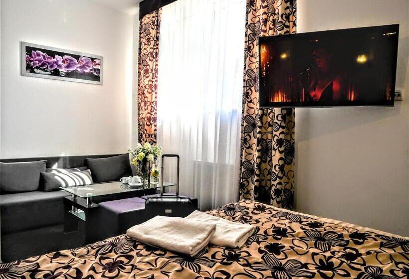 آپارتمان راحتی 1 خوابه, Hostel Evotel