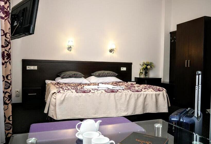 اتاق سوپریور, Hostel Evotel