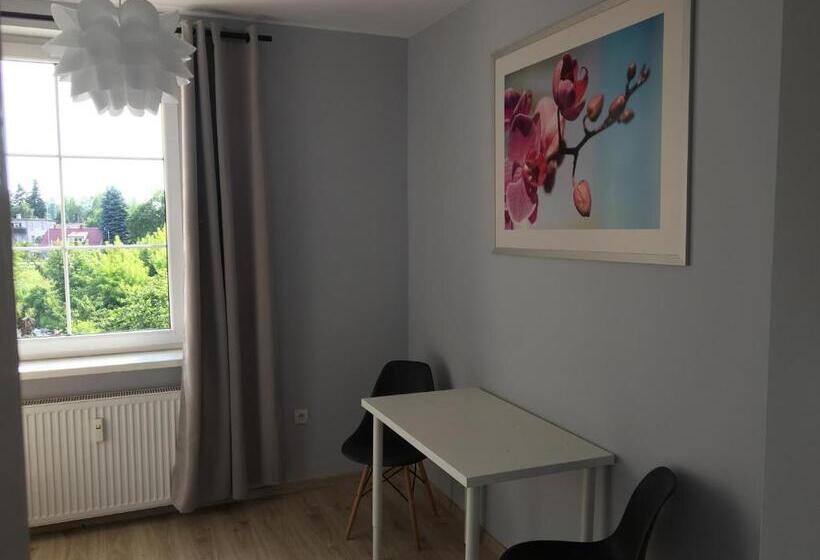 Апартаменты 1 Спальня, Hostel Przed świtem