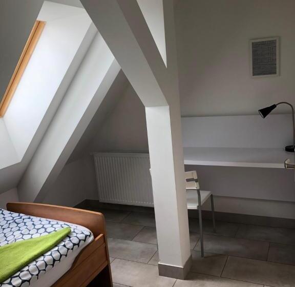 Номер Стандарт Индивидуальный, Hostel Przed świtem