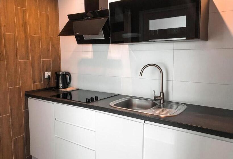 آپارتمان 1 خوابه, Hostel Przed świtem