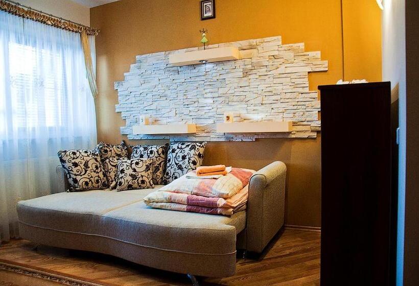 חדר סטנדרט יחיד, Dworek Jolanta