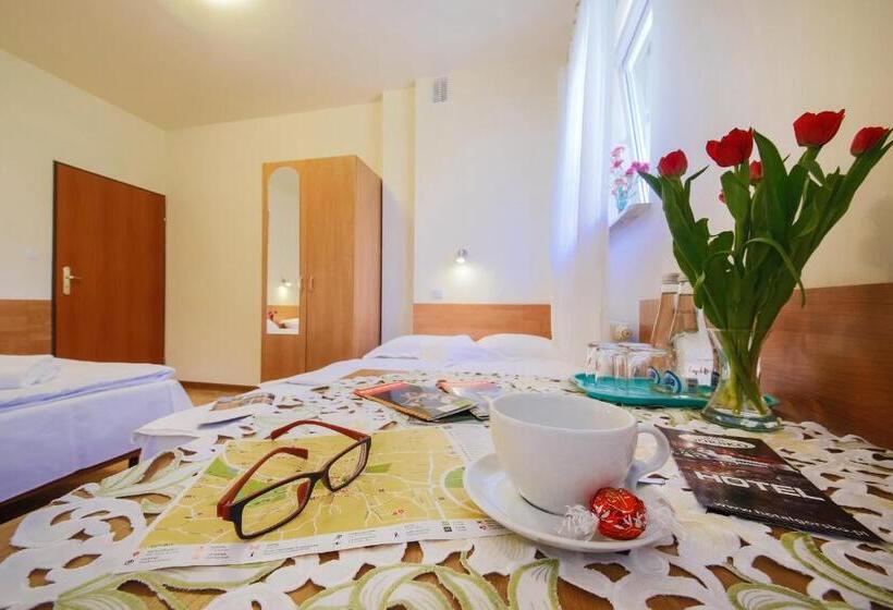 חדר סטנדרט לארבעה, Górsko