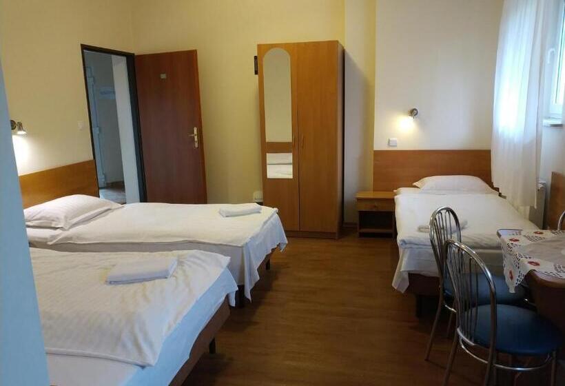 חדר סטנדרט לארבעה, Górsko