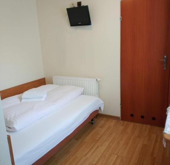 חדר יחיד בסיסי, Górsko