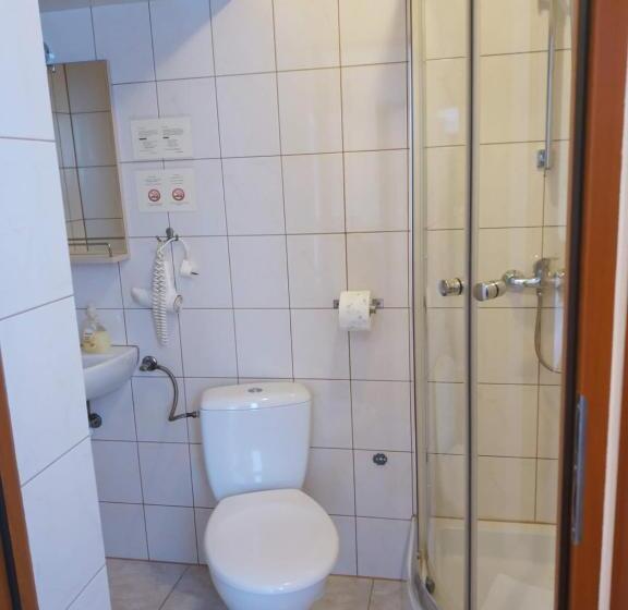 חדר יחיד בסיסי, Górsko