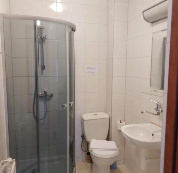 חדר סטנדרט לשלושה עם מרפסת, Górsko