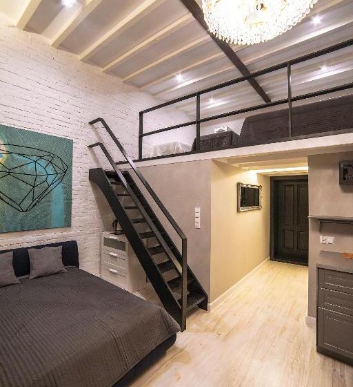 סוויטת ג'וניור משפחתית, Moho L