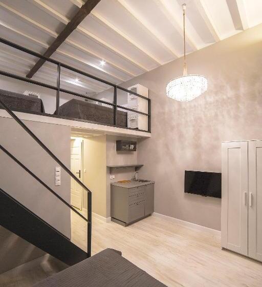 סוויטת ג'וניור משפחתית, Moho L