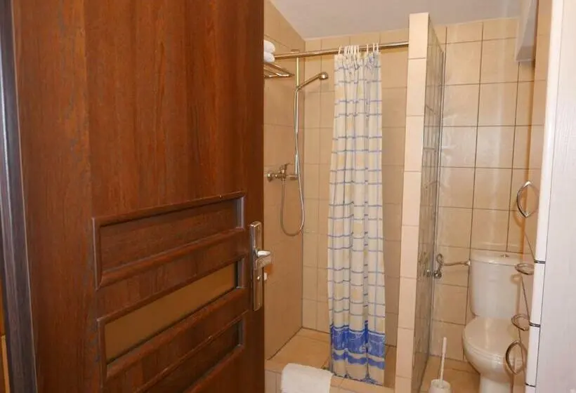 Standard-huone, Reda